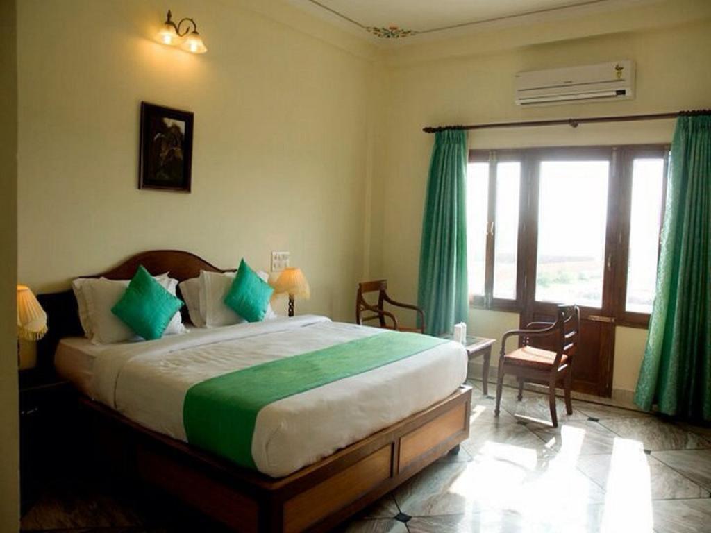 Hotel Surya Palace Agra (Uttar Pradesh)